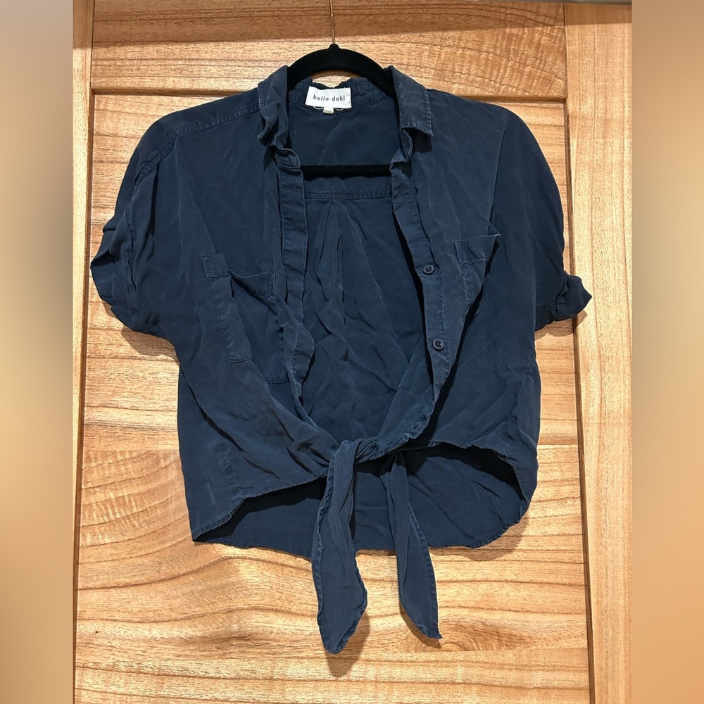 Bella Dahl Tie-Up Linen Shirt in Navy